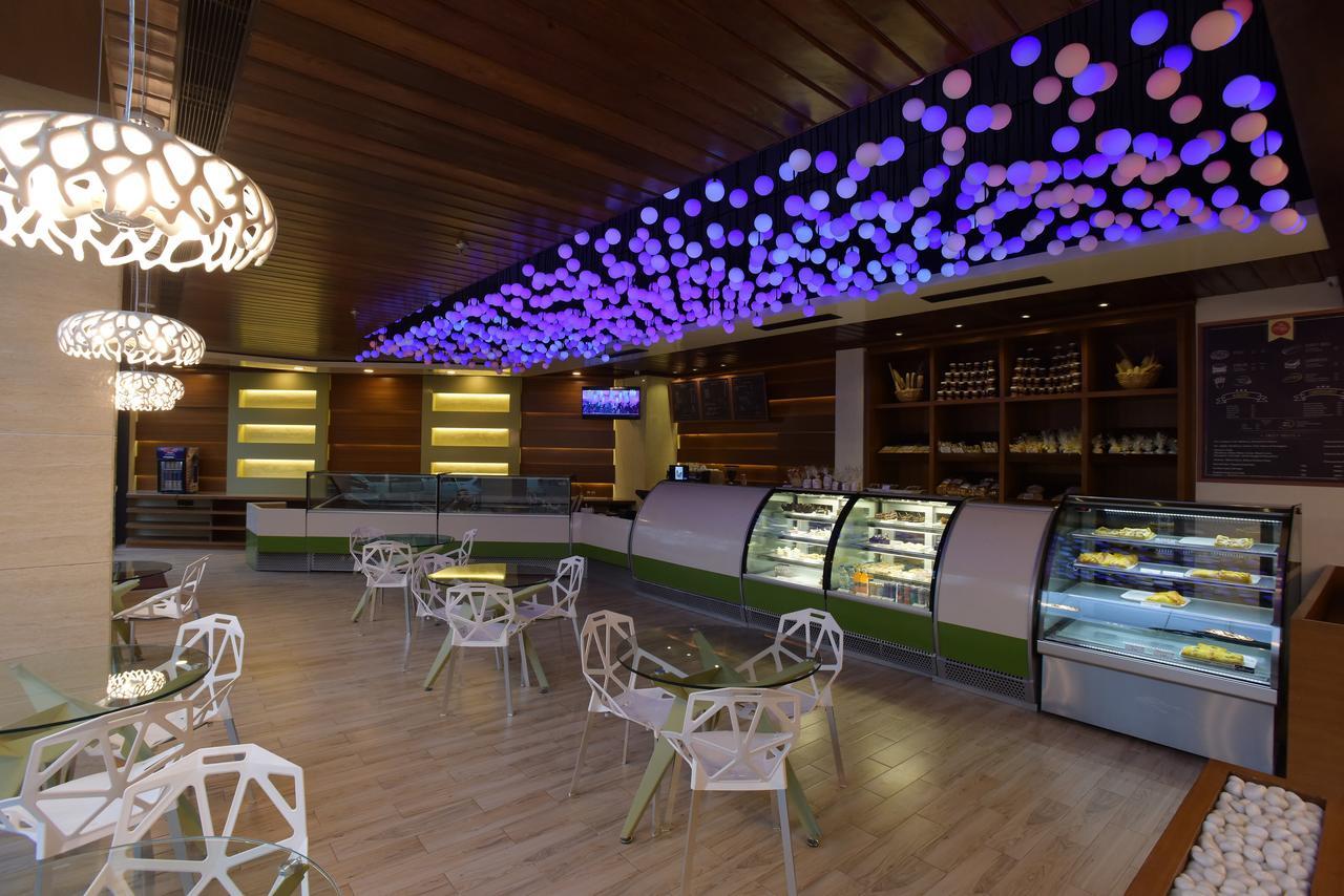 Hotel H - Sandhill Hotels Private Limited Ānand Exterior foto